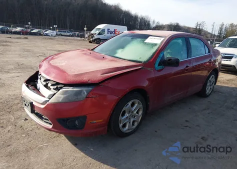 2010 Ford Fusion Se z USA, uszkodzony, nr VIN 3FAHP0HA8AR131552